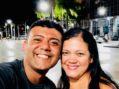 'Meu pai nos abandonou e cuidei sozinho da minha mãe com câncer'