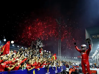 Vettel encerrou jejum de 392 dias com 1-2 da Ferrari no GP de Singapura