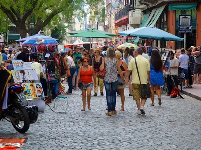 Mercado de San Telmo é parada obrigatória para turistas brasileiros
