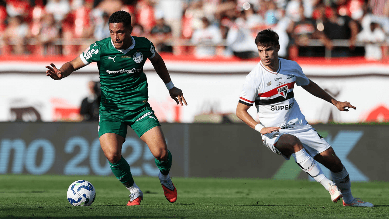 Craque Neto diz que São Paulo teve pênalti contra o Palmeiras não marcado