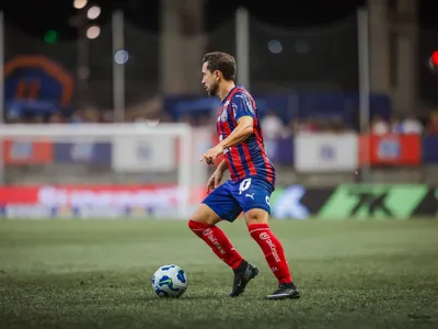 Everton Ribeiro revela diagnóstico de câncer e passa por cirurgia: "Tudo correu bem"