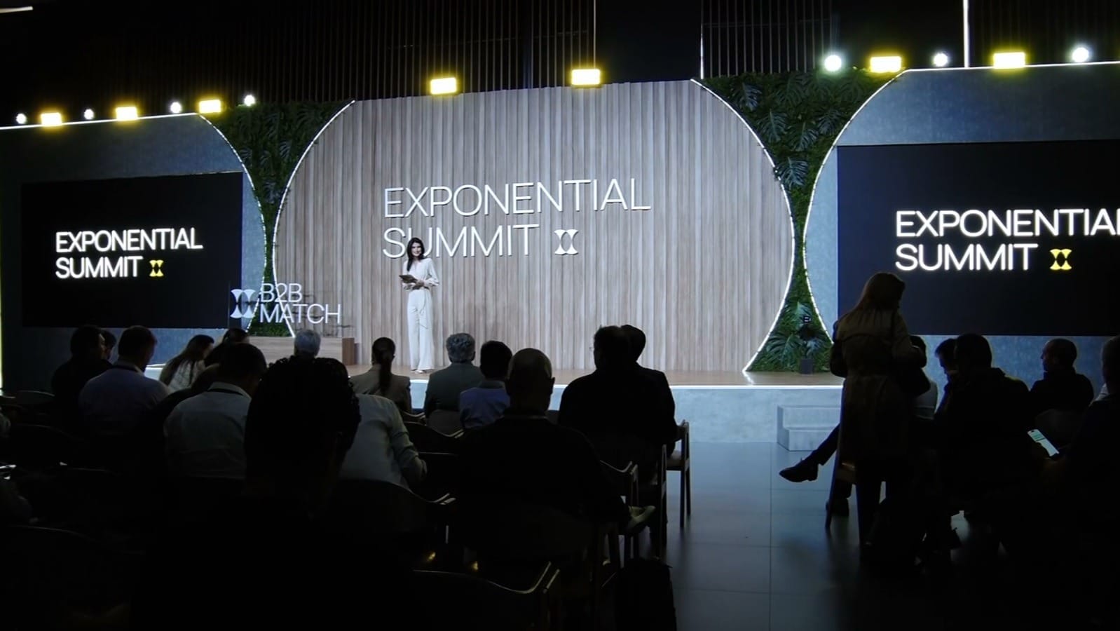 Exponential Summit reúne executivos para debater o futuro dos negócios ...