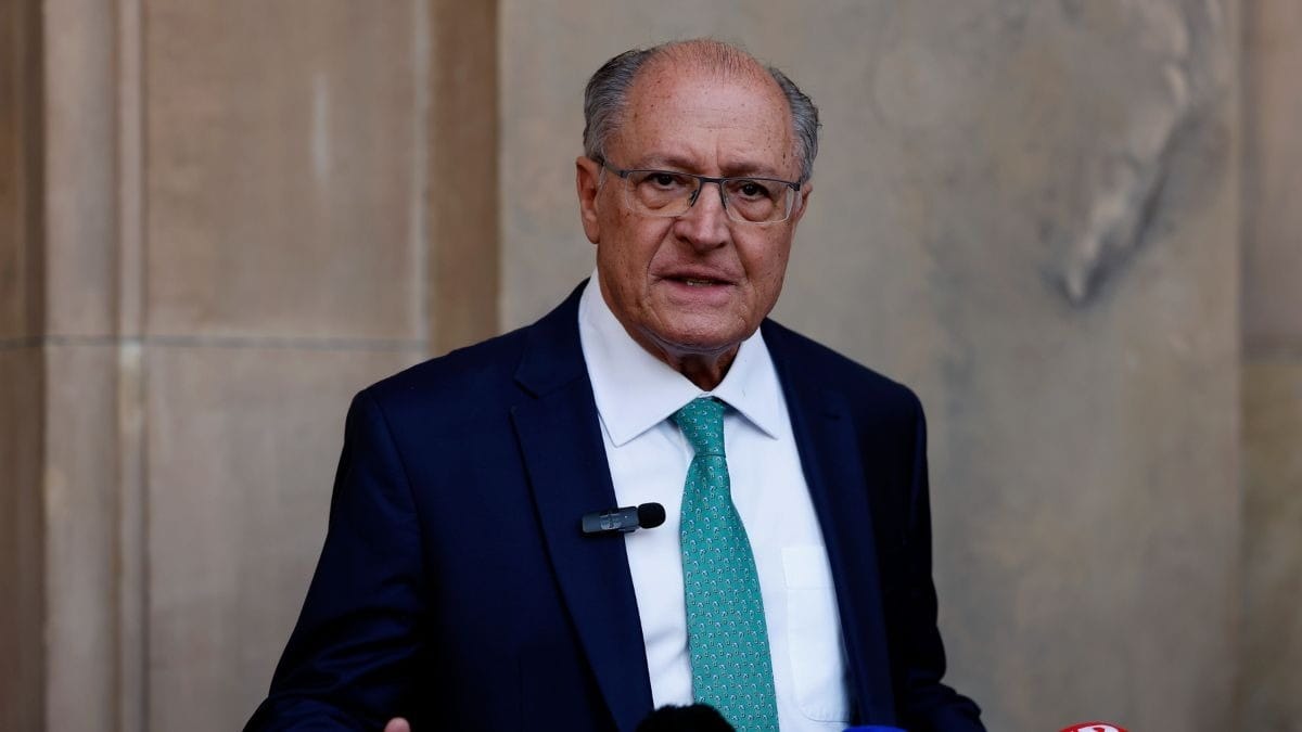 'Vamos aguardar um pouquinho', diz Alckmin, sobre próximos passos em relação aos EUA