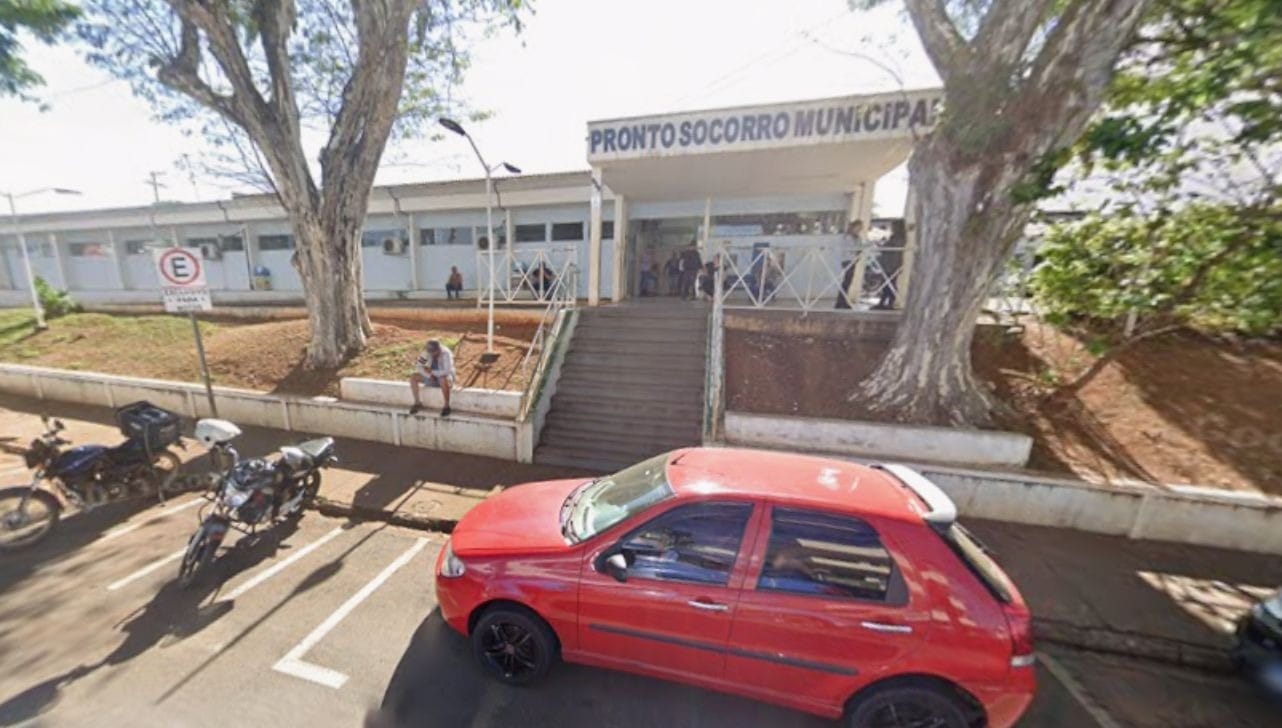 Mulher é hospitalizada em estado grave após ser esfaqueada em Artur Nogueira