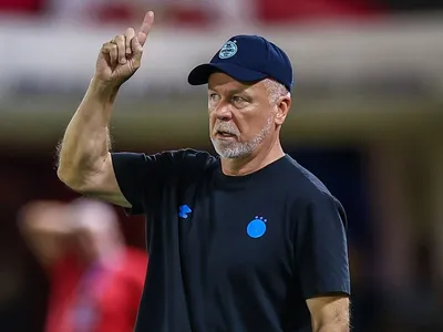 Grêmio faz vídeo para contestar erros de arbitragem contra o clube no Brasileirão