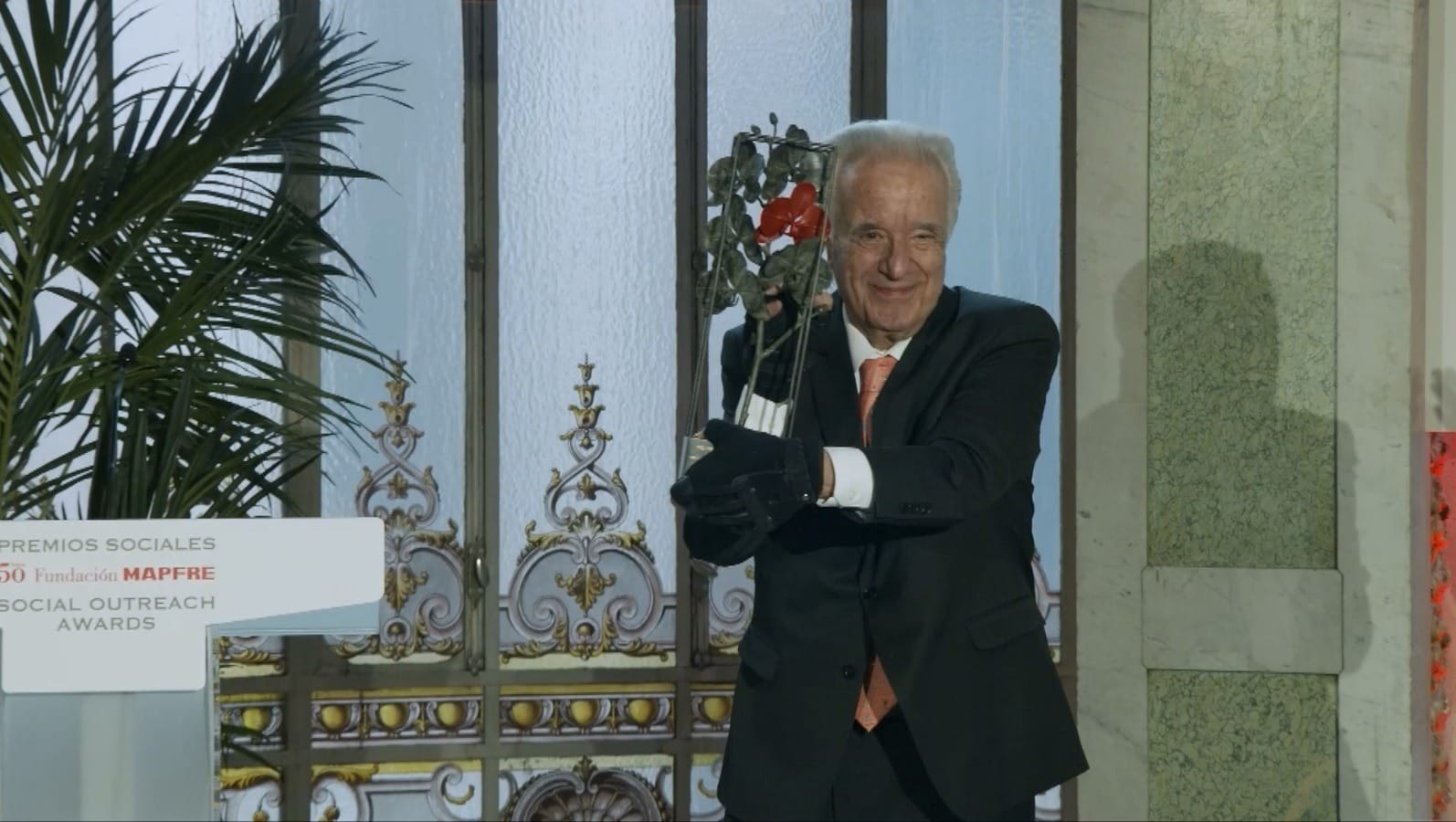 Maestro João Carlos Martins vence prêmio na Espanha