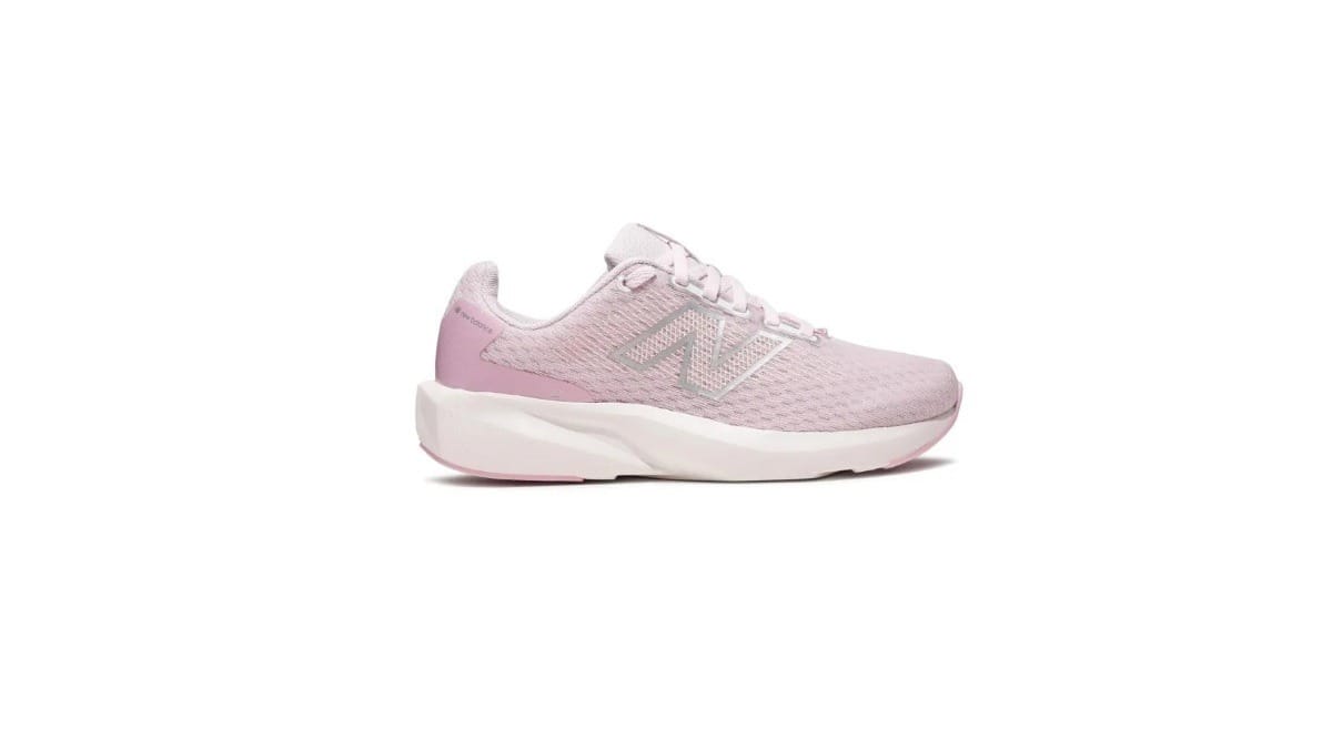 Tênis New Balance 413 V3 Feminino. / Reprodução: New Balance