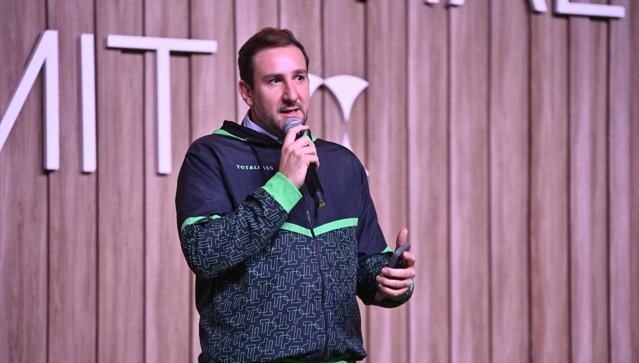 Felipe Calbucci destaca a importância das práticas esportivas no Exponential Summit