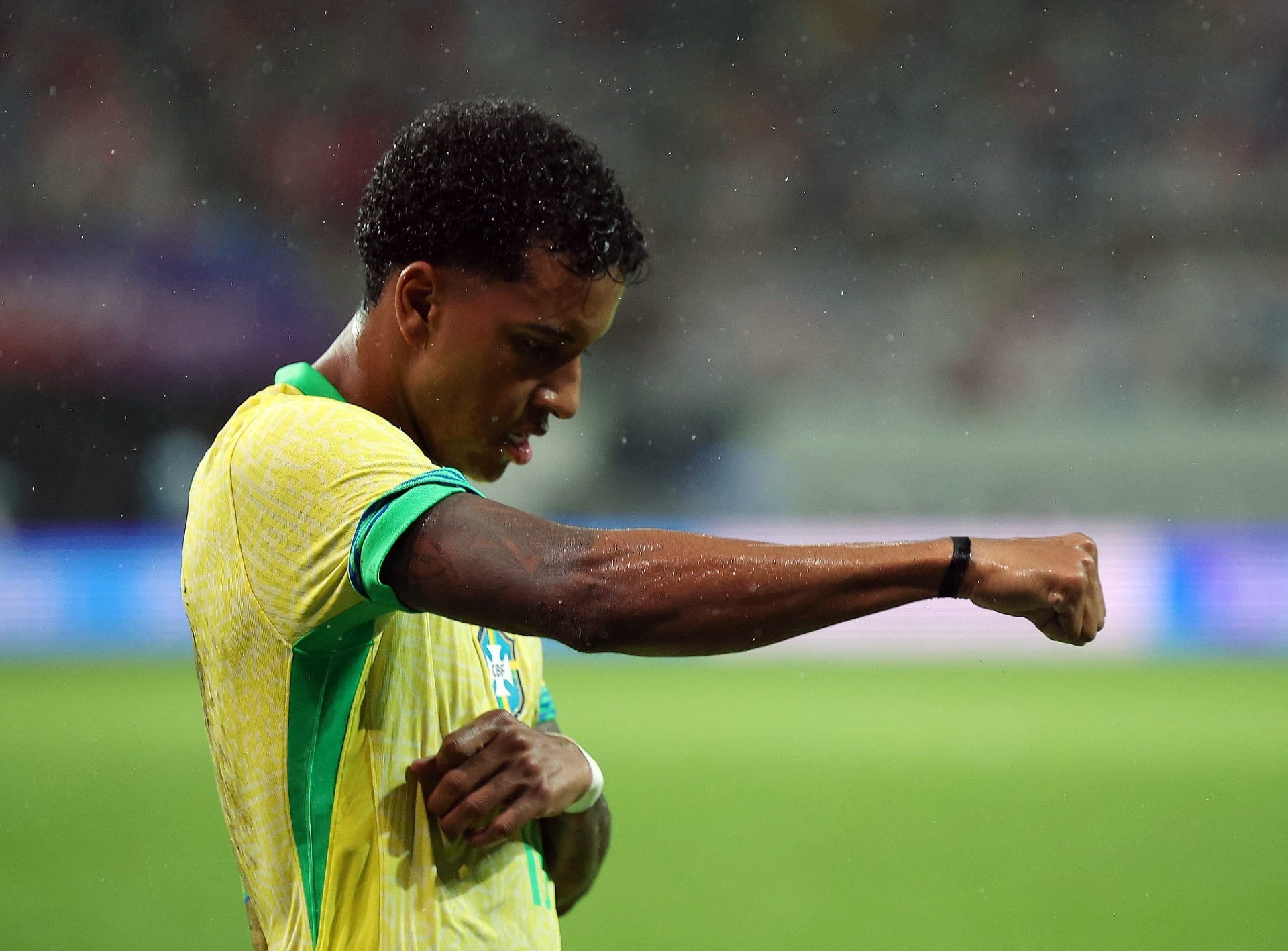 Rodrygo valoriza volta à Seleção e celebra goleada sobre a Coreia: "Estamos no caminho certo"