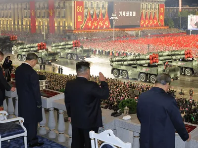 Coreia do Norte afirma que fez testes com mísseis hipersônicos
