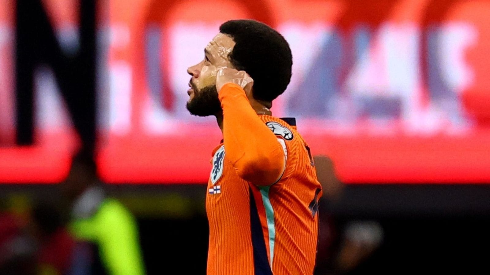 Memphis Depay brilha e comanda a goleada da Holanda sobre a Finlândia pelas Eliminatórias