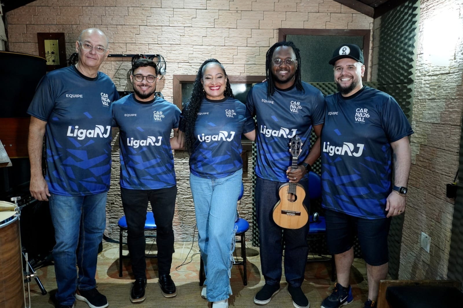 Liga Rj inicia produção do álbum dos sambas-enredo da Série Ouro para o Carnaval 2026