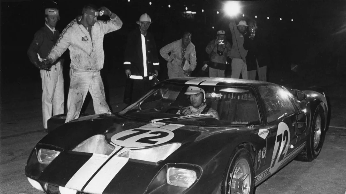 Ford GT40 MKI estreiou em 1964