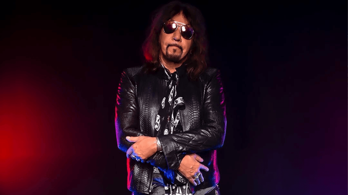 Causa da morte de Ace Frehley: guitarrista do KISS sofreu hemorragia cerebral após queda