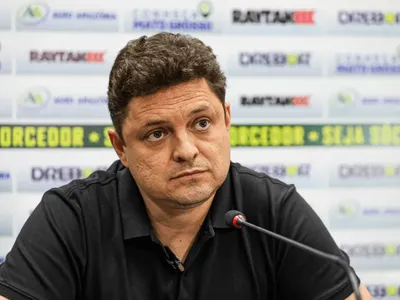 Presidente do Cuiabá detona Atlético-MG: "Caloteiro melindroso"