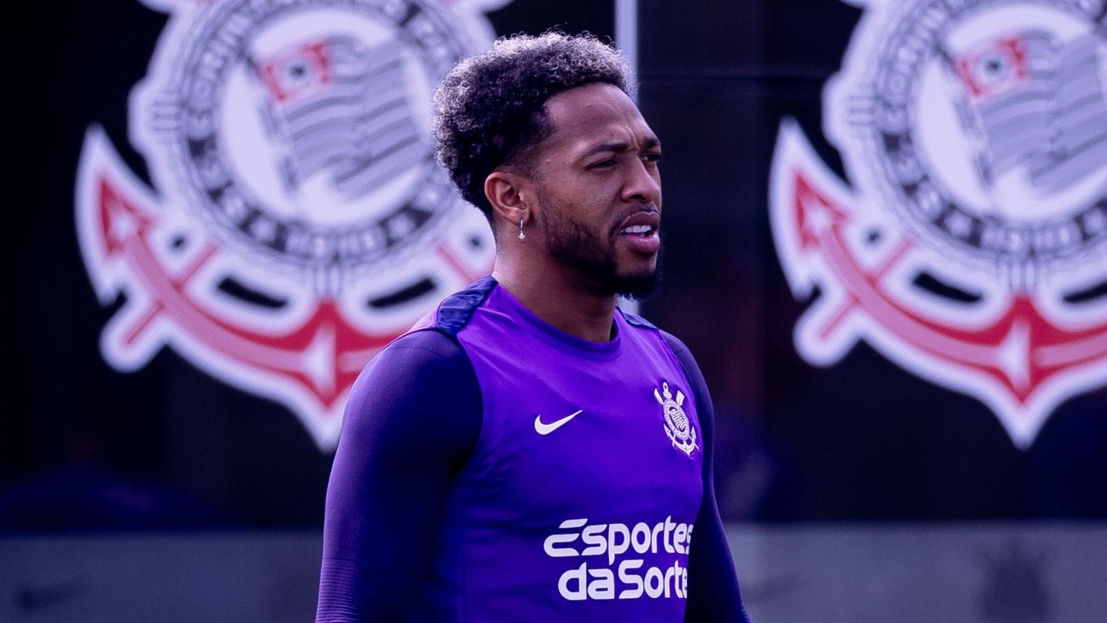 Corinthians pune José Martínez por atraso em reapresentação e faltas nos treinamentos