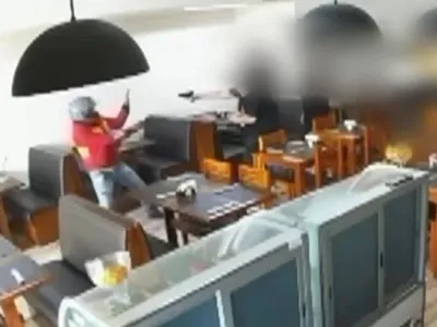 Policial reage a assalto e troca de tiros deixa dois feridos, em Osasco