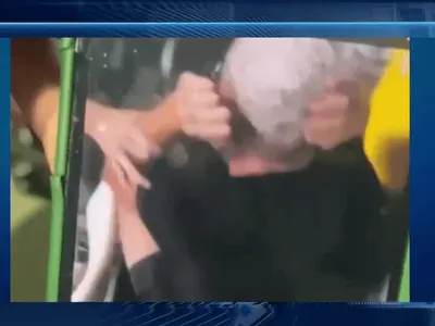 Torcedor do Cruzeiro é agredido na Arena MRV após se infiltrar na torcida do Atlético