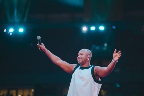Tardezinha, show do cantor Thiaguinho, chega a Niterói neste sábado (18)