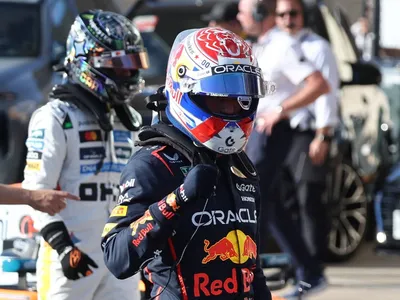 Verstappen bate Norris e conquista pole para Sprint do GP dos EUA; Bortoleto fica em último