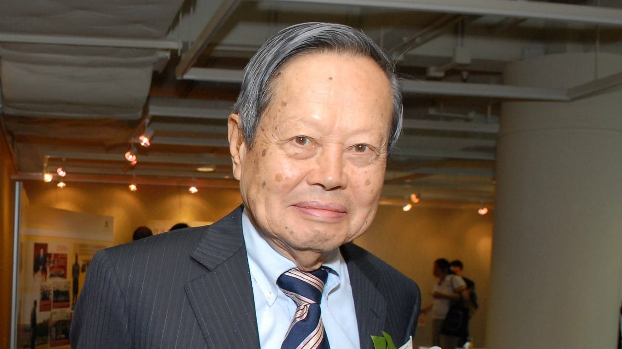 Morre o físico chinês Chen Ning Yang, vencedor do Prêmio Nobel, aos 103 anos