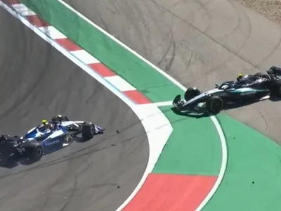Sainz culpa Antonelli por acidente e lamenta abandono no GP dos Estados Unidos