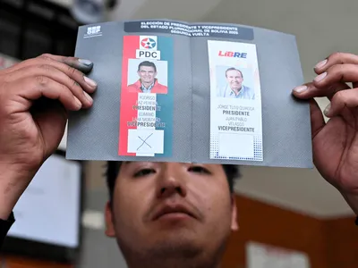 Bolívia inicia contagem de votos do 2º turno presidencial