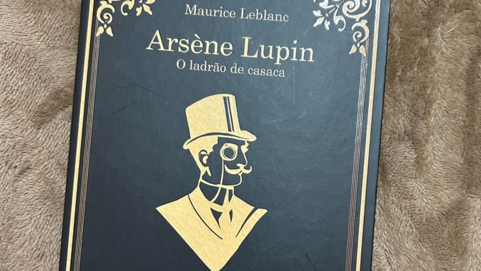 Quem é Arsène Lupin, personagem clássico francês lembrado após roubo no Louvre