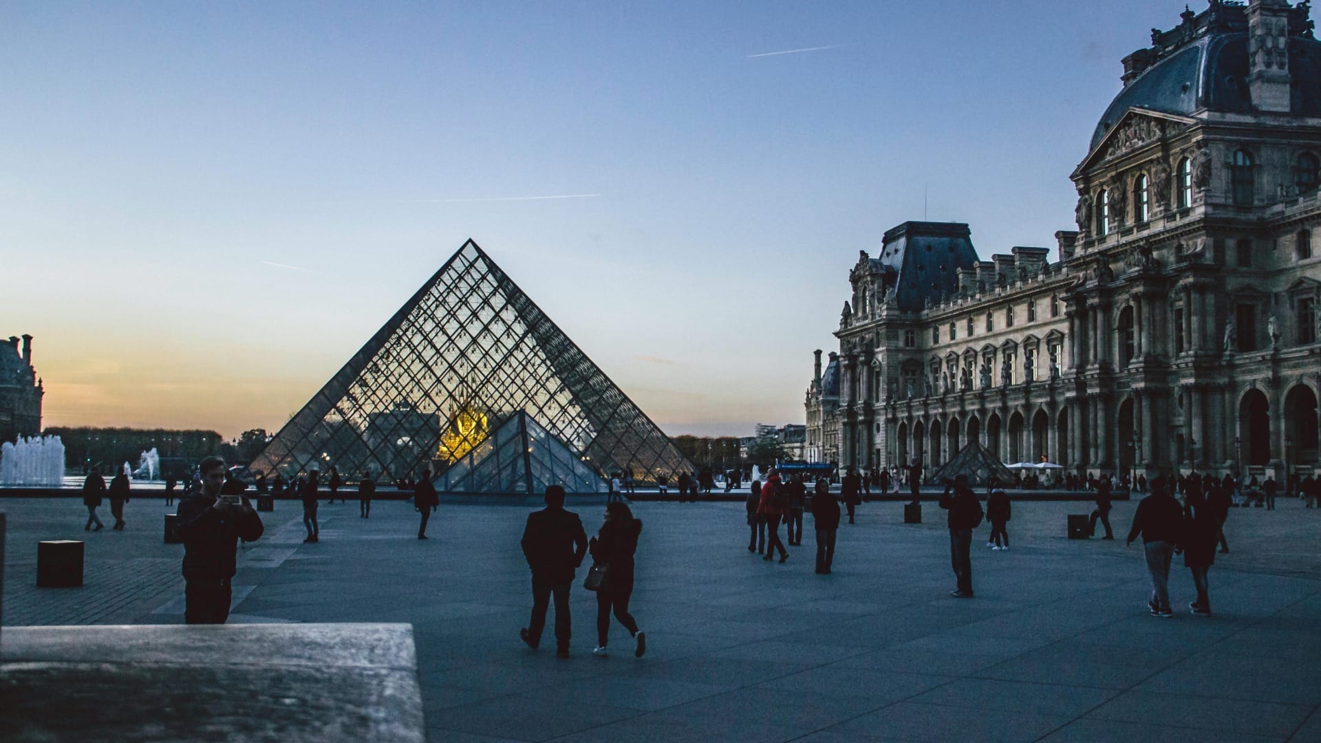 As joias do Louvre foram oferecidas a empresa de Israel