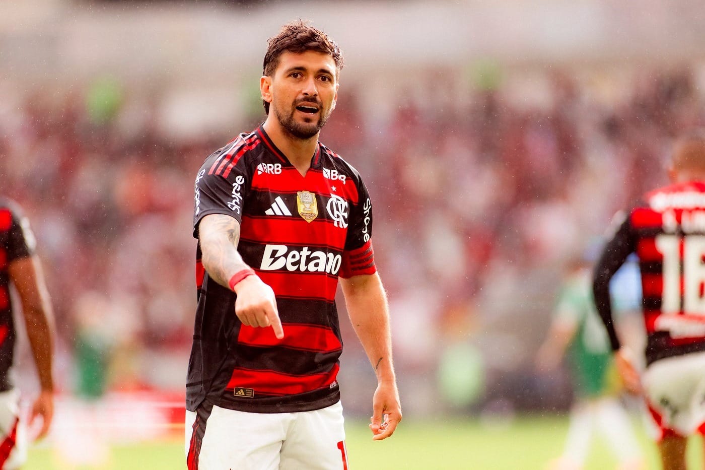 Após vencer o Palmeiras, Flamengo iguala chances de ser campeão do Brasileirão; veja
