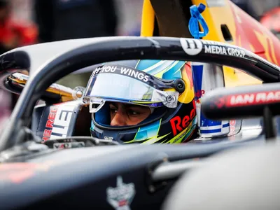 Arvid Lindblad substitui Max Verstappen na Red Bull em primeiro treino livre do GP do México