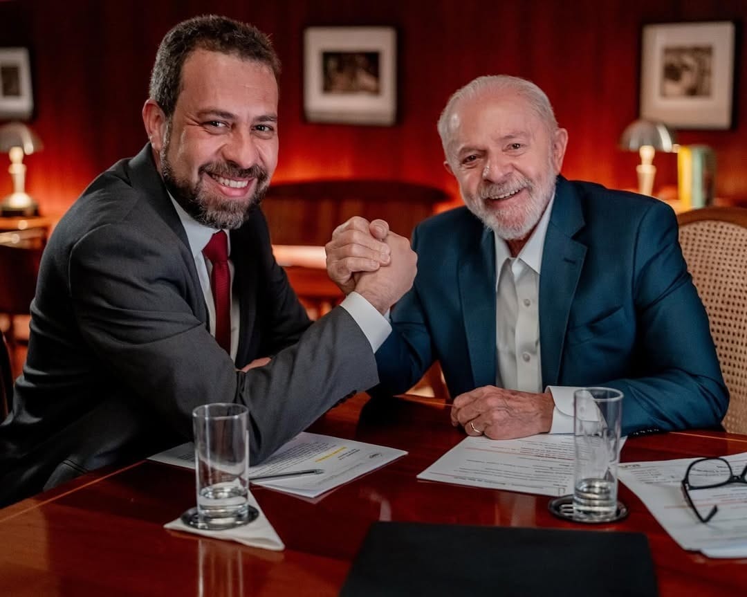 Após anúncio como ministro, Boulos diz que sua principal missão será 'colocar o governo na rua'