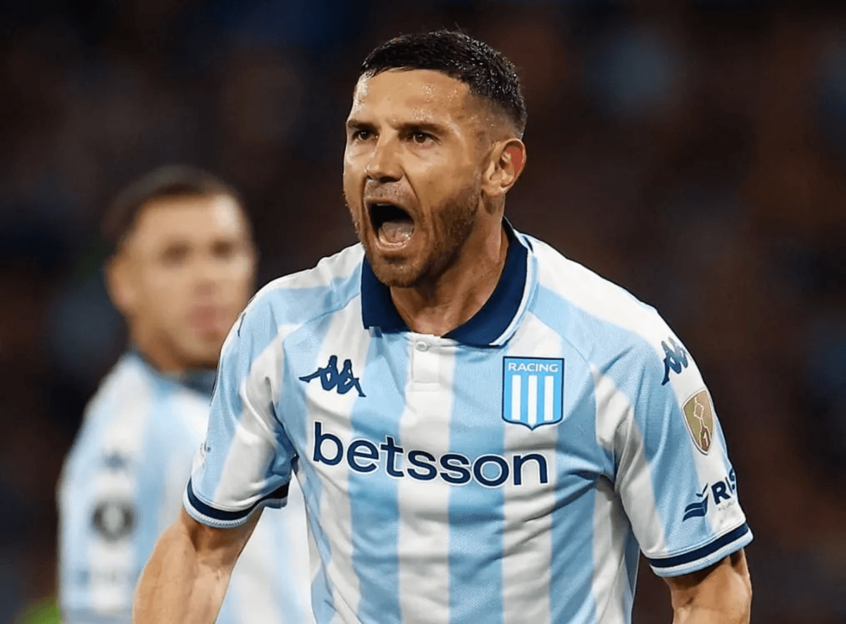 Artilheiro da Libertadores promete bater no Flamengo: "Isso me alimenta"
