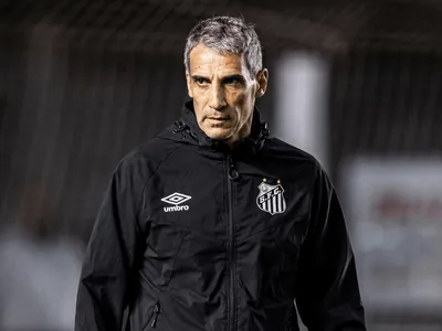 Santos anuncia a demissão do técnico Juan Pablo Vojvoda