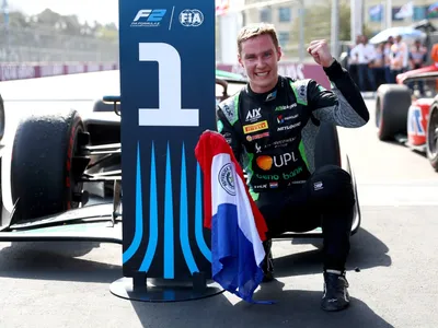 Joshua Durksen assina contrato com a Invicta para a temporada 2026 da Fórmula 2