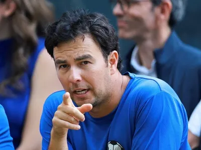 Sergio Pérez anuncia teste com Ferrari de 2023 como preparação para retorno à F1