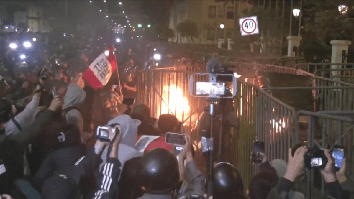 Protestos globais são impulsionados pela Geração Z