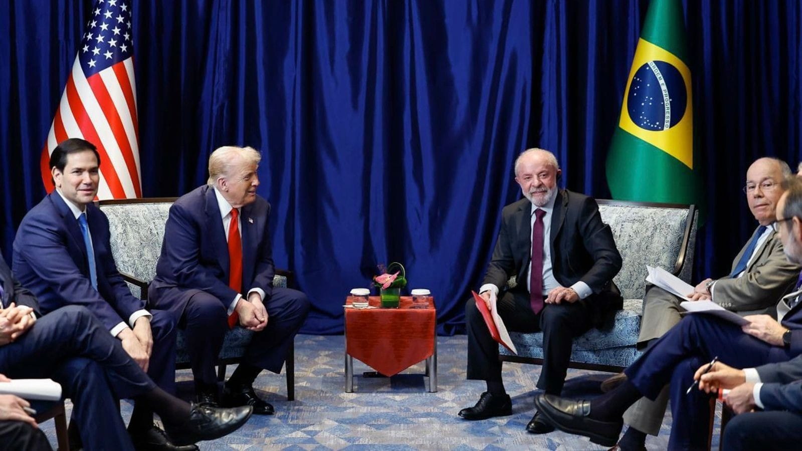 Como foi o encontro entre Lula e Trump na Malásia? Veja um resumo da reunião