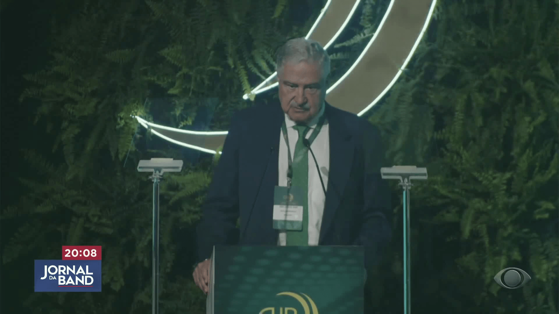 Presidente do Grupo Bandeirantes é homenageado no maior fórum Halal das Américas