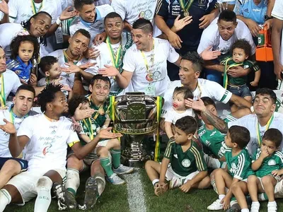 Enquete: Qual foi a virada mais épica do Palmeiras?