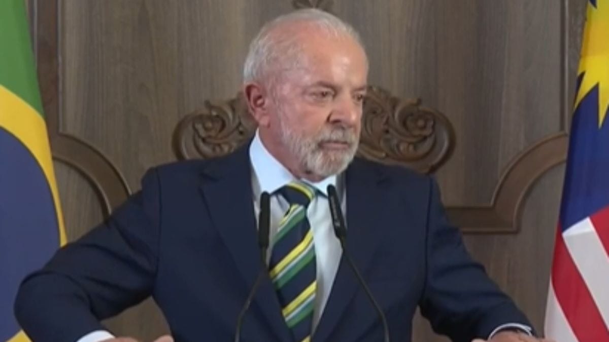 Lula diz que falou sobre julgamento de Bolsonaro com Trump e que ex-presidente ficou no passado