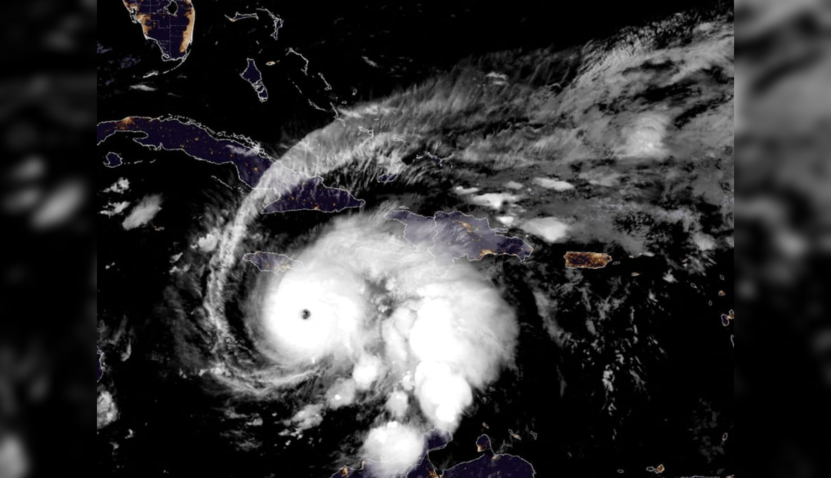 Furacão Melissa atinge Jamaica com ventos de 280 km/h e provoca evacuação em massa