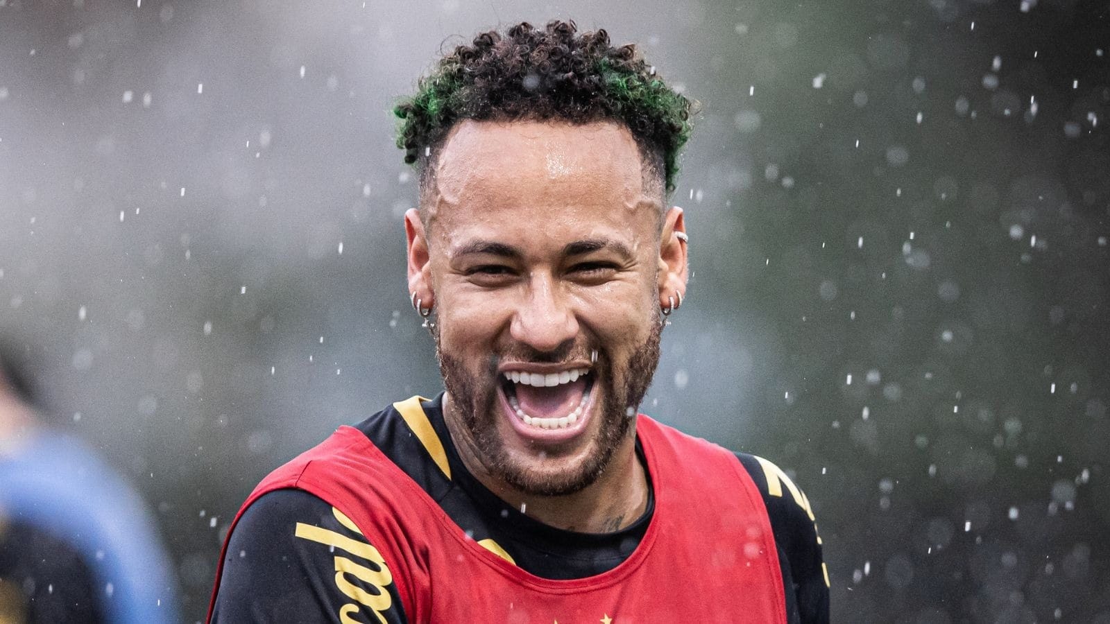 Neymar se aproxima de retorno, mas Santos adota cautela; veja como foi a semana do craque