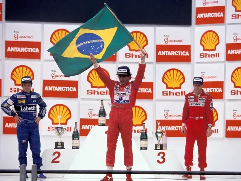 McLaren pilotada por Senna na primeira vitória em Interlagos vai à leilão