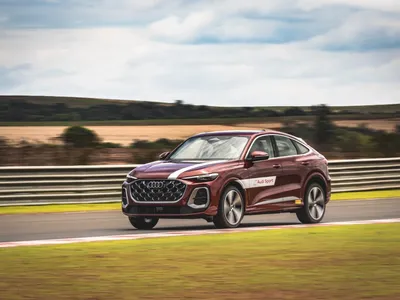 Audi apresenta SUVs de luxo com preços de até R$ 1,3 milhão