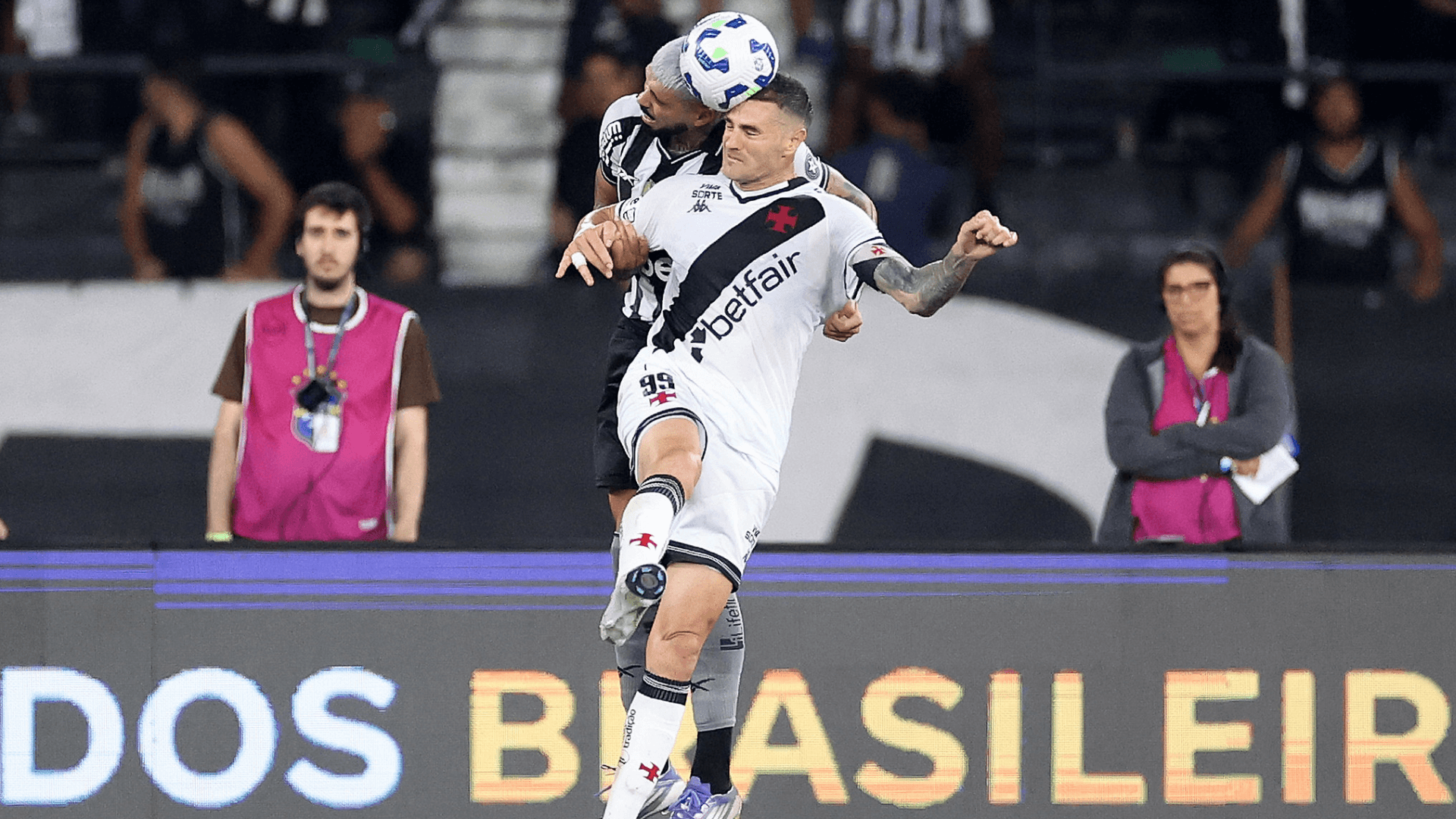 Botafogo x Vasco: onde assistir, escalações e odds do clássico do Brasileiro 1