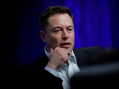 Falso 'Elon Musk' enganou mulher e conseguiu transferência de R$ 3 milhões