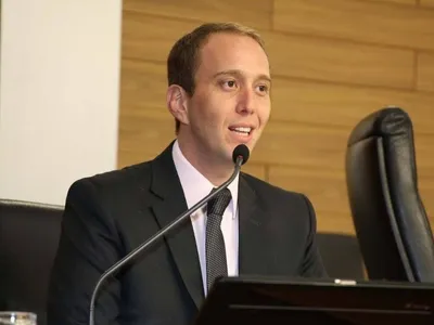 Partido expulsa 'prefeito tiktoker' de Sorocaba por infidelidade partidária