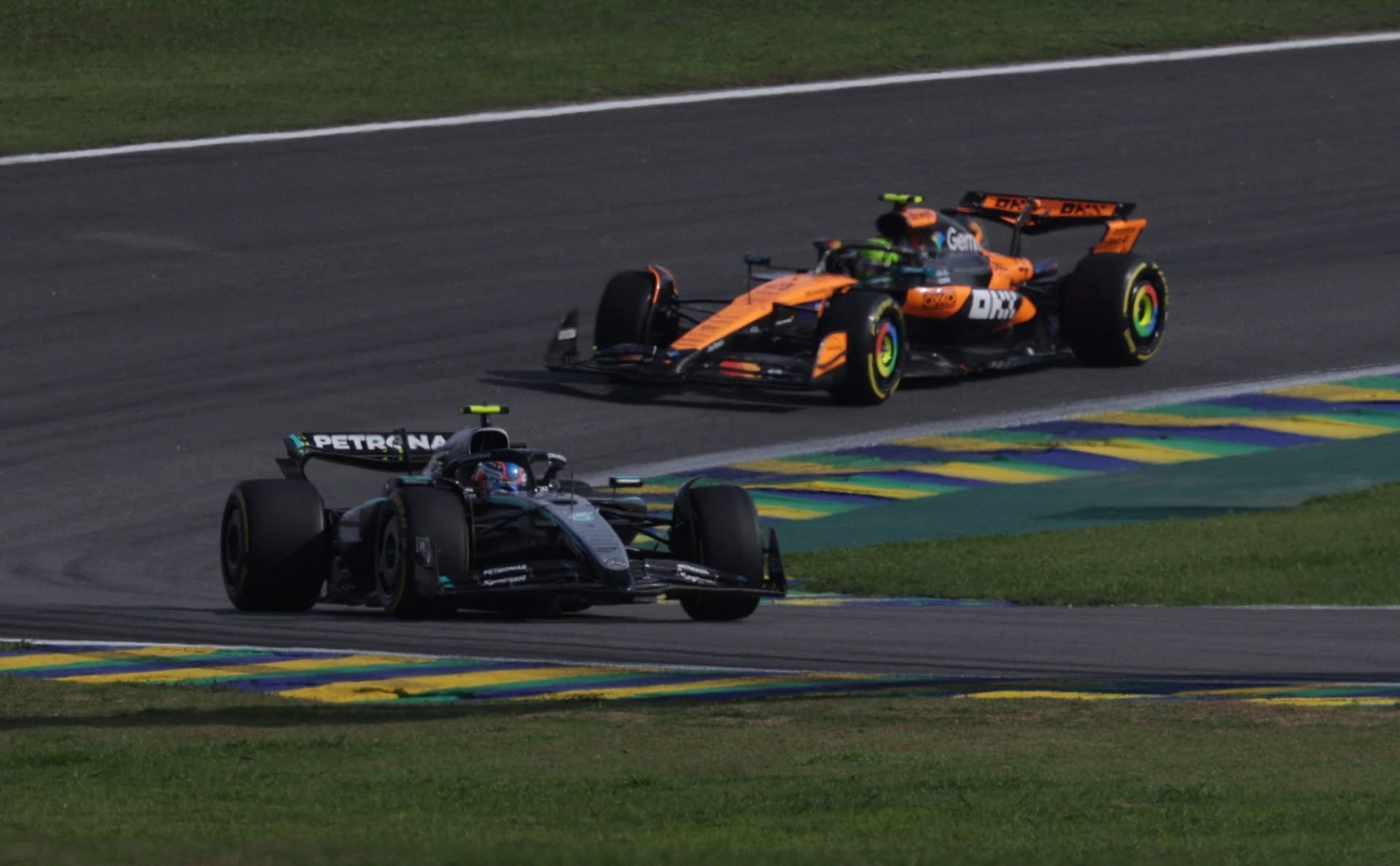 Andrea Kimi Antonelli (Mercedes) na classificação sprint do GP de São Paulo 2025