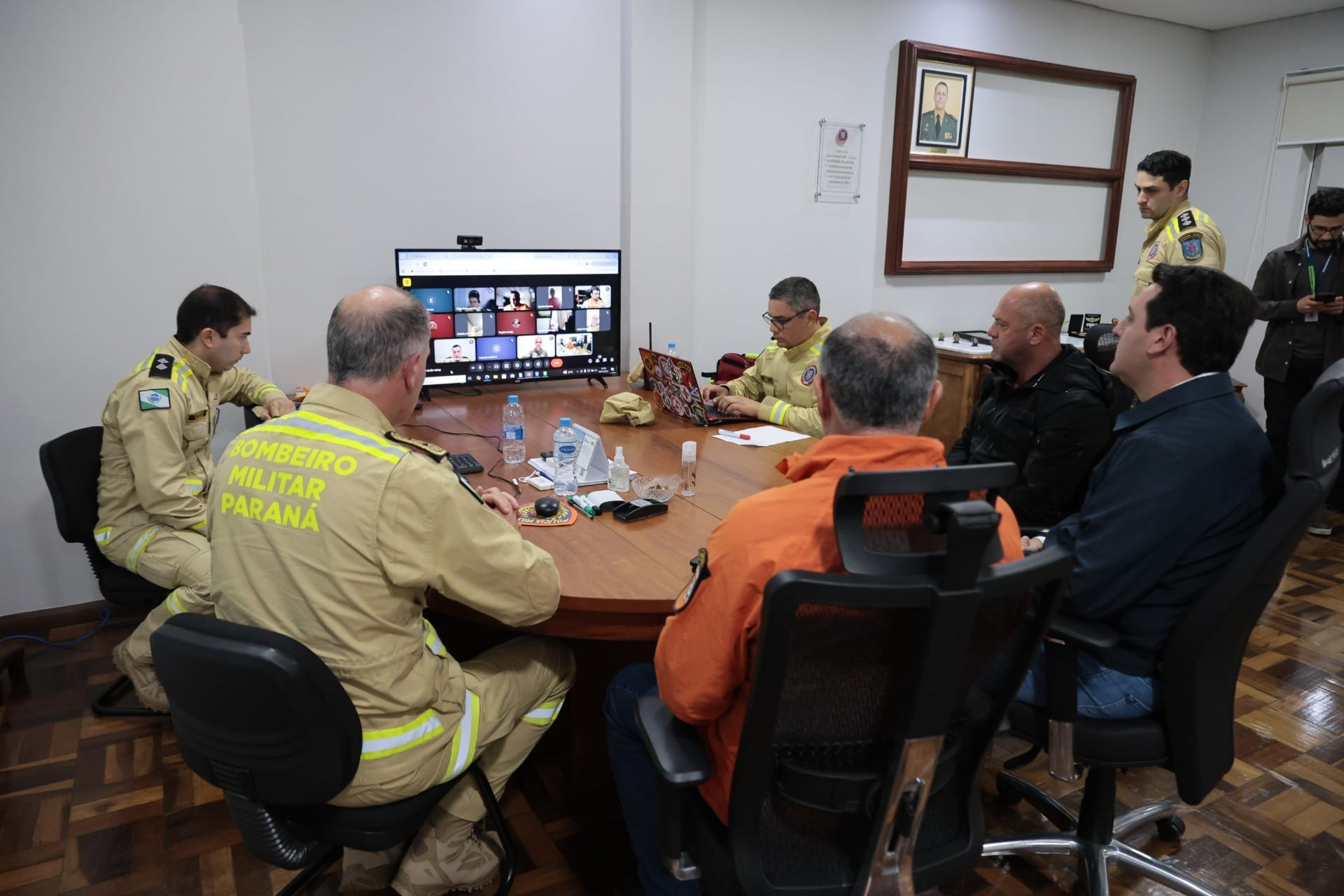 Hospitais recebem vítimas de tornado; duas crianças e cinco gestantes estão entre feridos